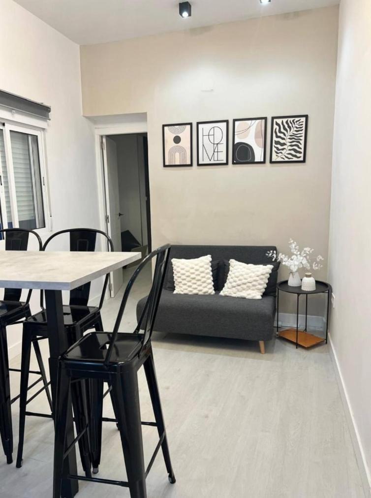 In La Latina Apartament